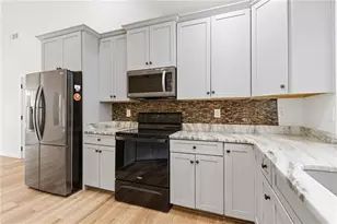 180 Holders Siding Rd, Jefferson, GA 30549 - Photo 9