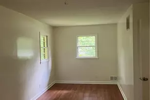 1432 Spring Valley Ln, Stone Mountain, GA 30087 - Photo 7