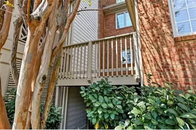 11 Paces West NW, Atlanta, GA 30327 - Photo 9