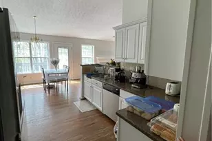 3324 Dunbar Ln, Suwanee, GA 30024 - Photo 9