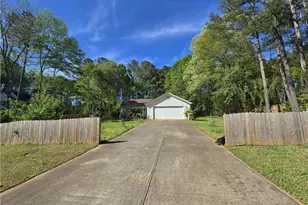 245 Crofton Ridge, Bethlehem, GA 30620 - Photo 1