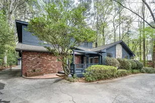 1369 Jody Ln NE, Atlanta, GA 30329 - Photo 3