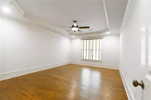 5127 Bentwater Ln SW, Lilburn, GA 30047 - Photo 19