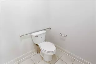 5127 Bentwater Ln SW, Lilburn, GA 30047 - Photo 39