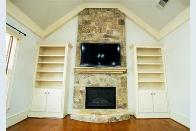 5127 Bentwater Lane SW, Lilburn, GA 30047 - Photo 3