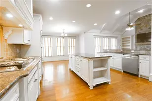 5127 Bentwater Ln SW, Lilburn, GA 30047 - Photo 15