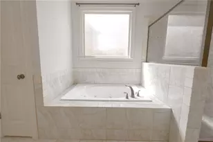 5127 Bentwater Ln SW, Lilburn, GA 30047 - Photo 21