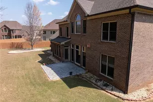 5127 Bentwater Ln SW, Lilburn, GA 30047 - Photo 67