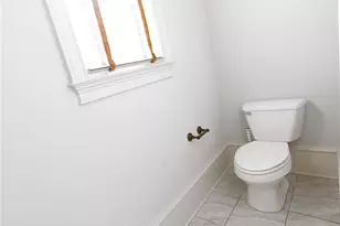 5127 Bentwater Ln SW, Lilburn, GA 30047 - Photo 27