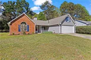 3044 Wildflower Ln, Snellville, GA 30039 - Photo 3