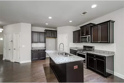 1018 Mays Hill SW, Atlanta, GA 30336 - Photo 13