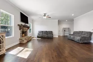 102 River Point Rd, Jackson, GA 30233 - Photo 11
