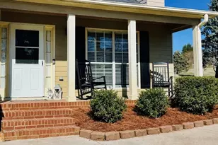 5472 Riverchase Dr, Flowery Branch, GA 30542 - Photo 3