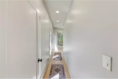 505 Hollydale Court NW, Atlanta, GA 30342 - Photo 39