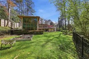 505 Hollydale Ct NW, Atlanta, GA 30342 - Photo 93