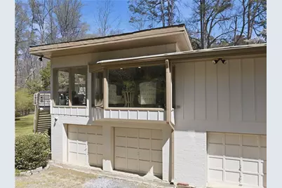 505 Hollydale Court NW, Atlanta, GA 30342 - Photo 5