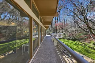 505 Hollydale Ct NW, Atlanta, GA 30342 - Photo 59