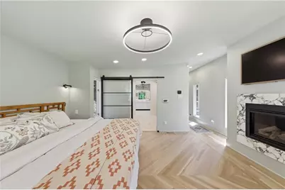 505 Hollydale Court NW, Atlanta, GA 30342 - Photo 43