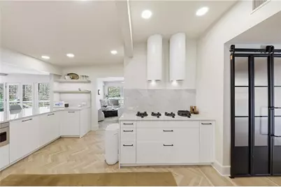 505 Hollydale Court NW, Atlanta, GA 30342 - Photo 23