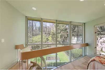 505 Hollydale Court NW, Atlanta, GA 30342 - Photo 45