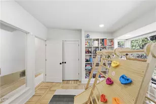 505 Hollydale Ct NW, Atlanta, GA 30342 - Photo 37