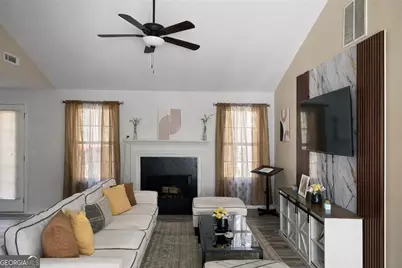 136 Margaret, Hogansville, GA 30230 - Photo 5