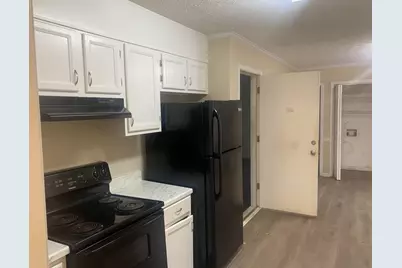 225 Farmbrook Parkway, Stockbridge, GA 30281 - Photo 13