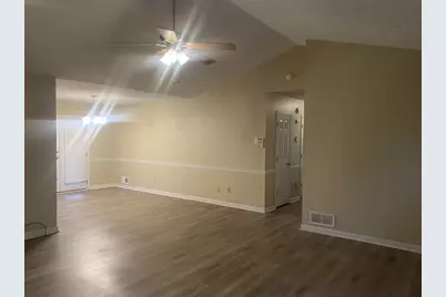 225 Farmbrook Parkway, Stockbridge, GA 30281 - Photo 9