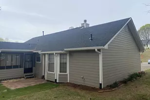 225 Farmbrook Pkwy, Stockbridge, GA 30281 - Photo 3