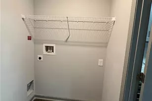 3204 Fairington Village Dr, Lithonia, GA 30038 - Photo 7