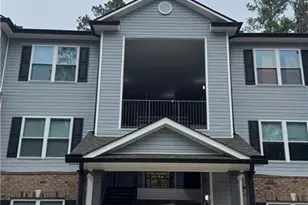 3204 Fairington Village Dr, Lithonia, GA 30038 - Photo 15