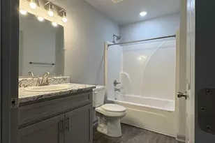 3204 Fairington Village Dr, Lithonia, GA 30038 - Photo 11