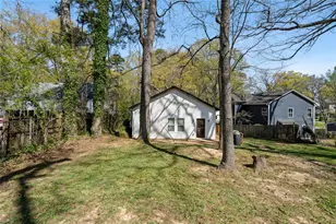 1422 Kennesaw Dr, Atlanta, GA 30318 - Photo 31