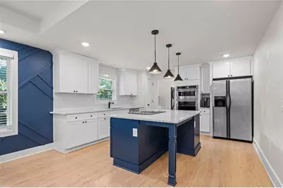 1422 Kennesaw Drive, Atlanta, GA 30318 - Photo 9