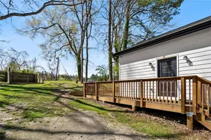 1422 Kennesaw Dr, Atlanta, GA 30318 - Photo 33