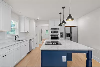 1422 Kennesaw Drive, Atlanta, GA 30318 - Photo 11