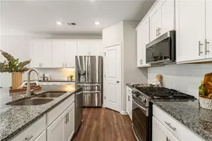 3395 Park Pointe Cir, Scottdale, GA 30079 - Photo 5