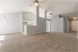 2110 Laurel Pointe Ln, Lawrenceville, GA 30043 - Photo 13