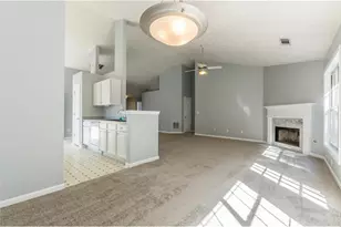 2110 Laurel Pointe Ln, Lawrenceville, GA 30043 - Photo 15