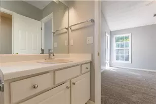 2110 Laurel Pointe Ln, Lawrenceville, GA 30043 - Photo 33