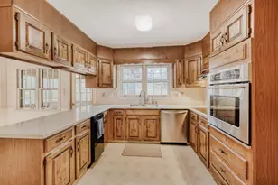 1240 Hampton Hall Dr NE, Brookhaven, GA 30319 - Photo 5