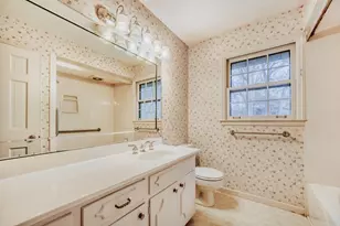 1240 Hampton Hall Dr NE, Brookhaven, GA 30319 - Photo 21