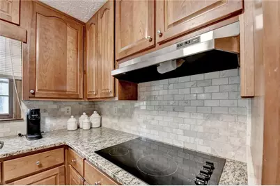 861 Maxie Ln, Lawrenceville, GA 30044 - Photo 17