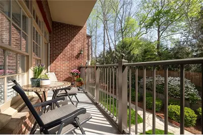 1717 N Decatur Road NE #114, Atlanta, GA 30307 - Photo 9