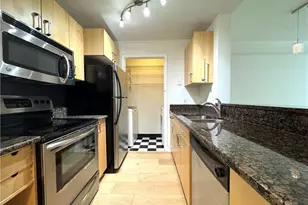 1074 Peachtree Walk NE, Atlanta, GA 30309 - Photo 9