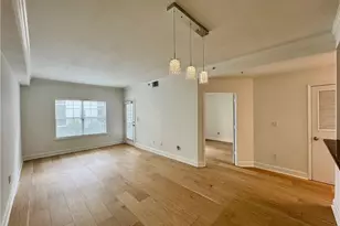 1074 Peachtree Walk NE, Atlanta, GA 30309 - Photo 9