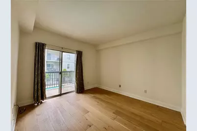 1074 Peachtree Walk NE #B220, Atlanta, GA 30309 - Photo 13