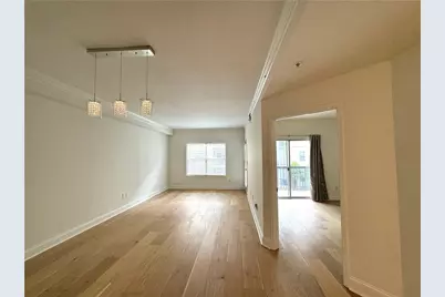 1074 Peachtree Walk NE #B220, Atlanta, GA 30309 - Photo 5