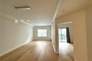 1074 Peachtree Walk NE, Atlanta, GA 30309 - Photo 5