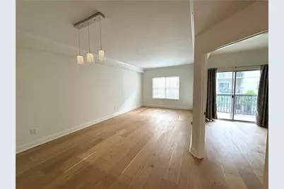 1074 Peachtree Walk NE #B220, Atlanta, GA 30309 - Photo 7